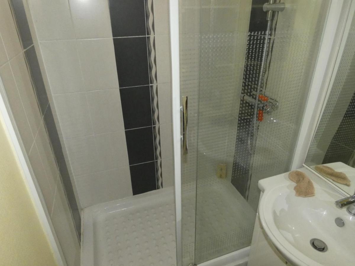 Appartement T3 Avec Terrasses Et Parking Prive En Centre-Ville De Royan, A 200M De La Plage - Fr-1-71-90 外观 照片